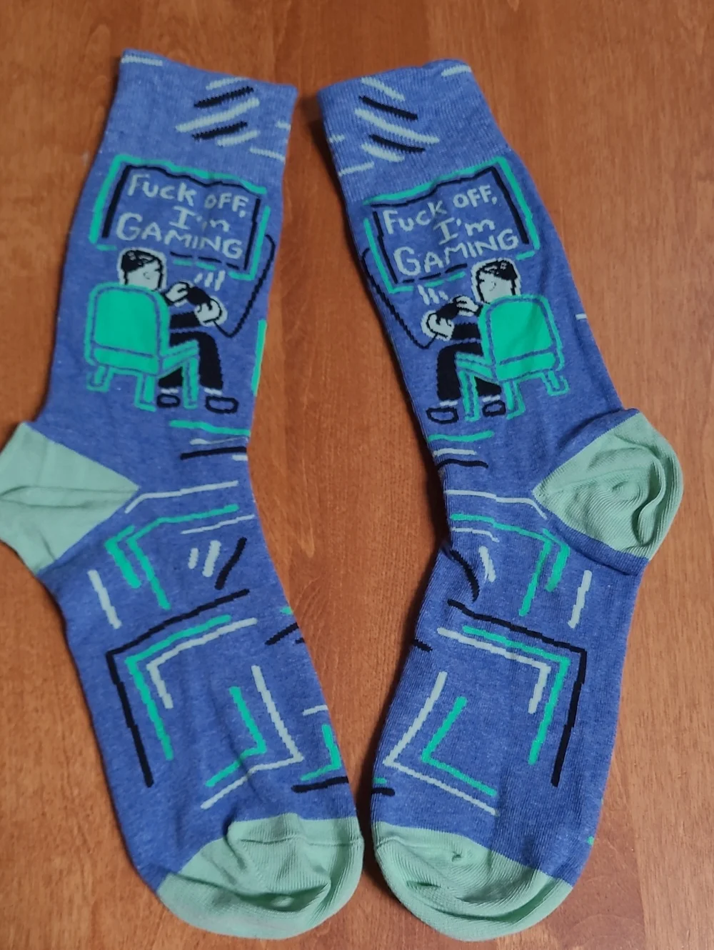 Blue Q  'I'm Gaming' Crew Socks, Unisex